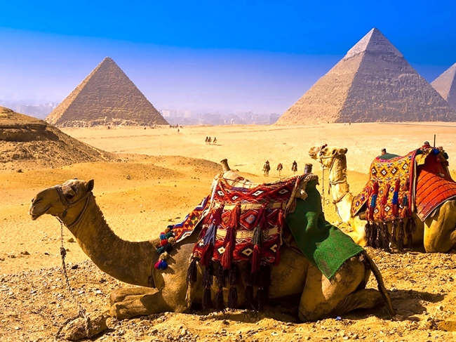 Pir&aacute;mides de Giza